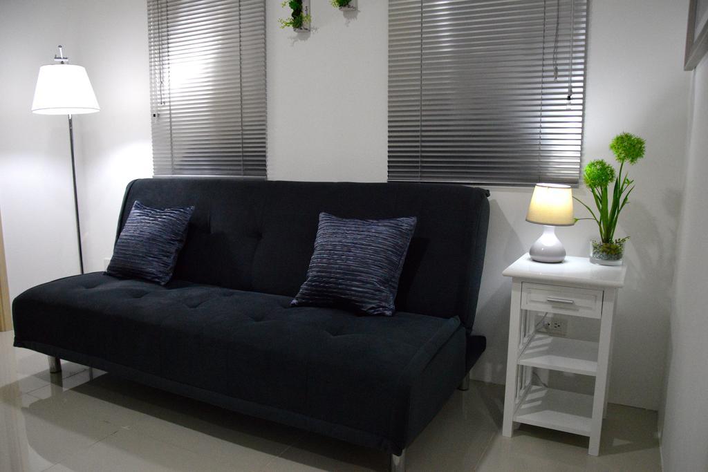 Jazz Makati Luxury Apartment Manila Exterior photo