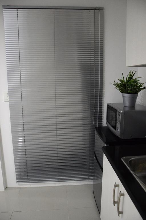 Jazz Makati Luxury Apartment Manila Exterior photo